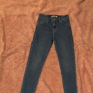 Levi’s High Rise Jeans